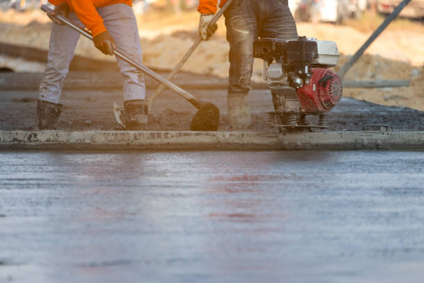Best Concrete Pool Decks in Pittsburg, KS